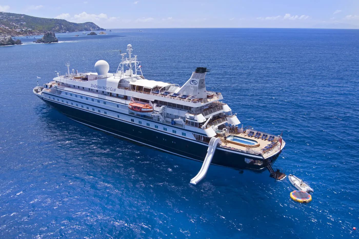 Seadream Yacht Club