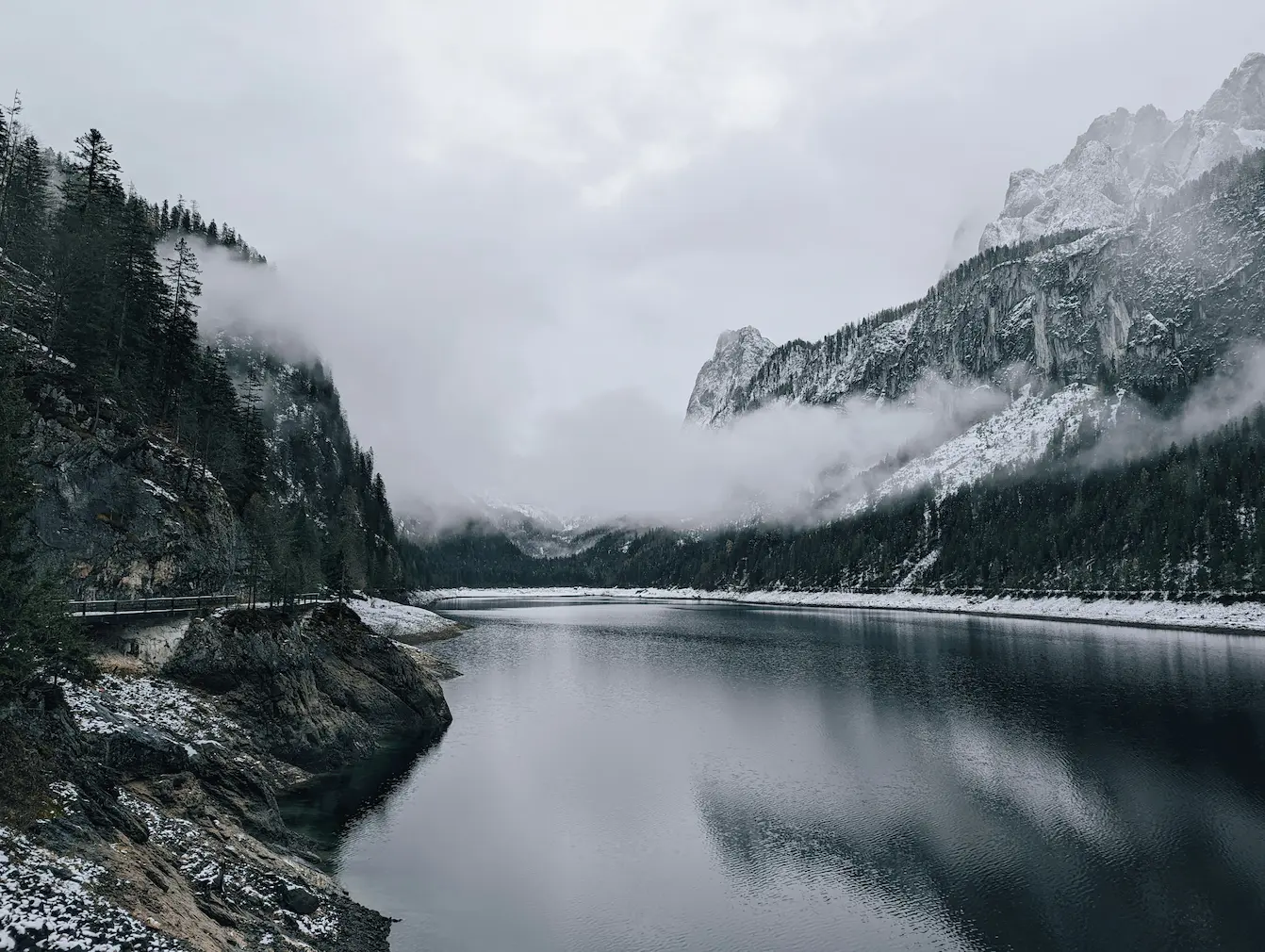 Ruta de senderismo en los Alpes