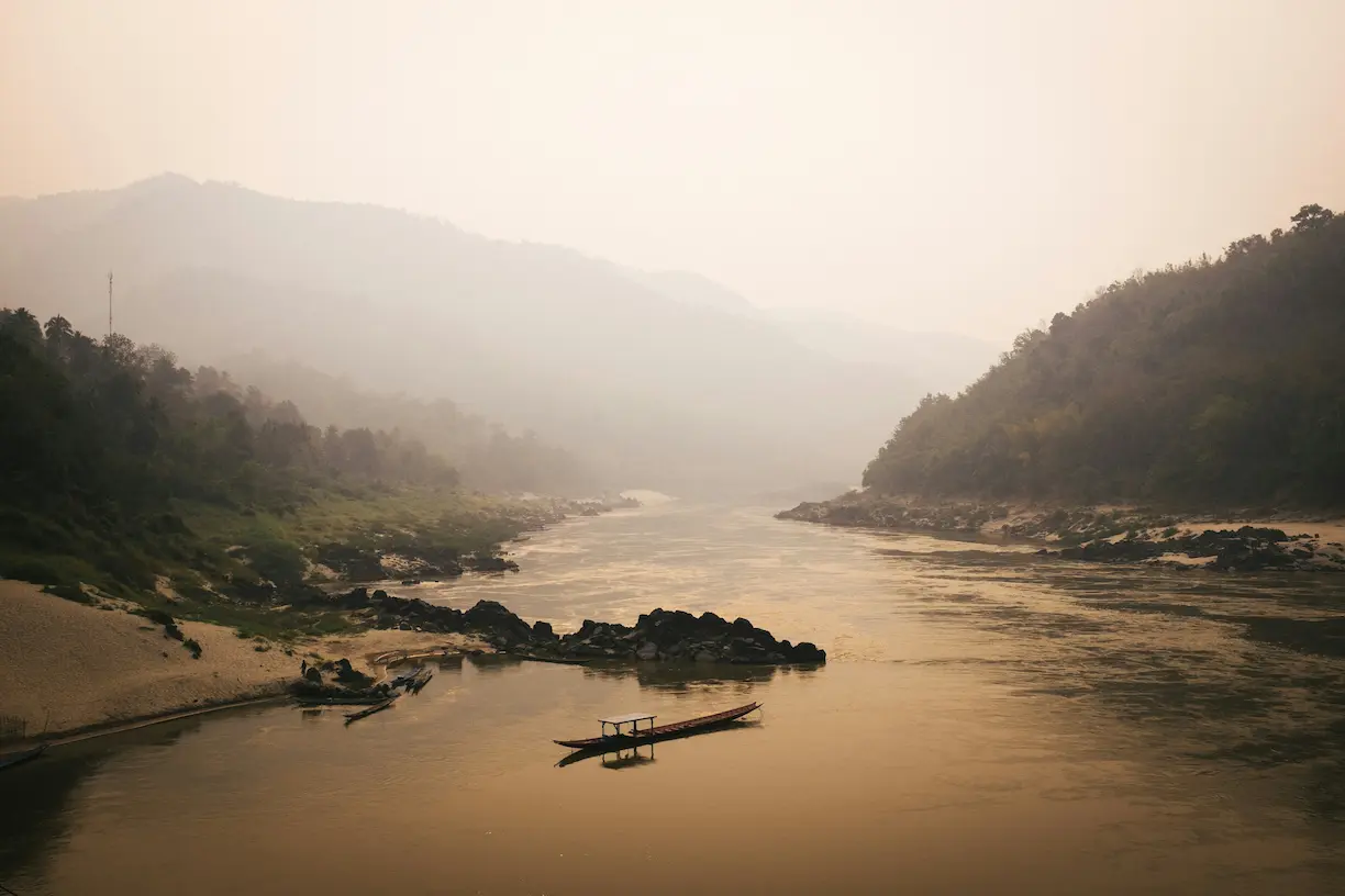 Paseo en barco por el río Mekong